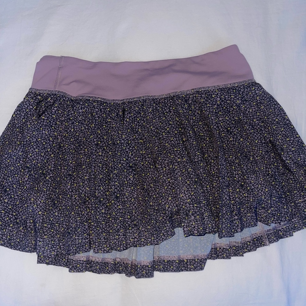 Lulu lemon skirt size 4